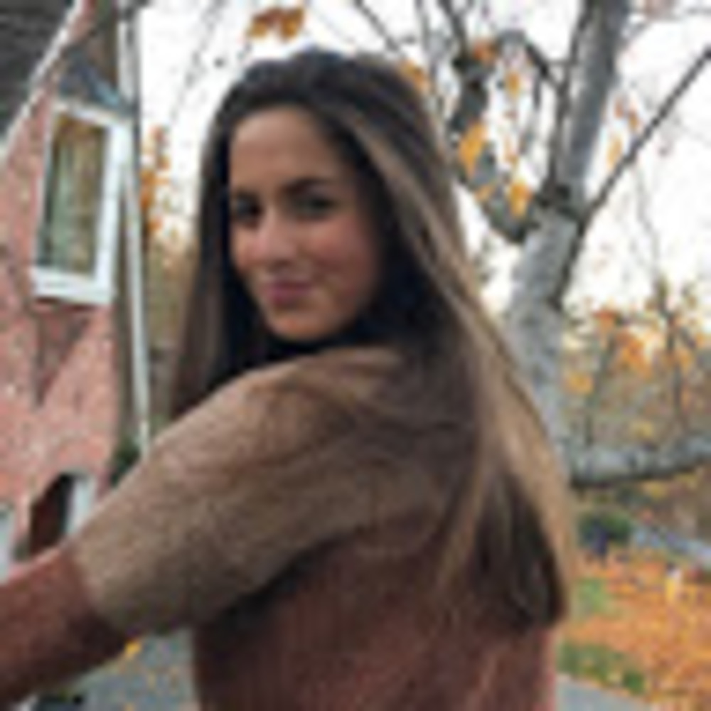 Meet your Posher, Danielle